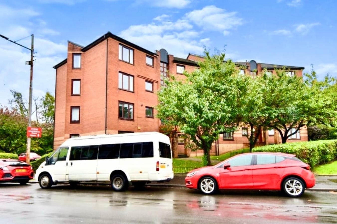 Apartment Beautiful & Spacious 2-bed Flat In Centre With Free Parking Glasgow